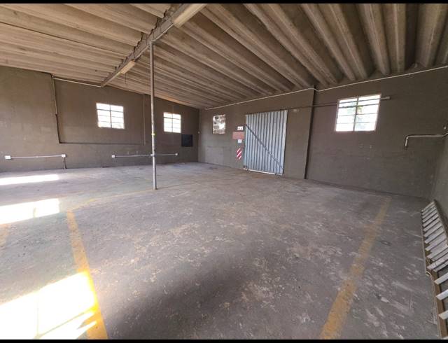 1,450M² BUILDING FOR SALE IN VAALPARK